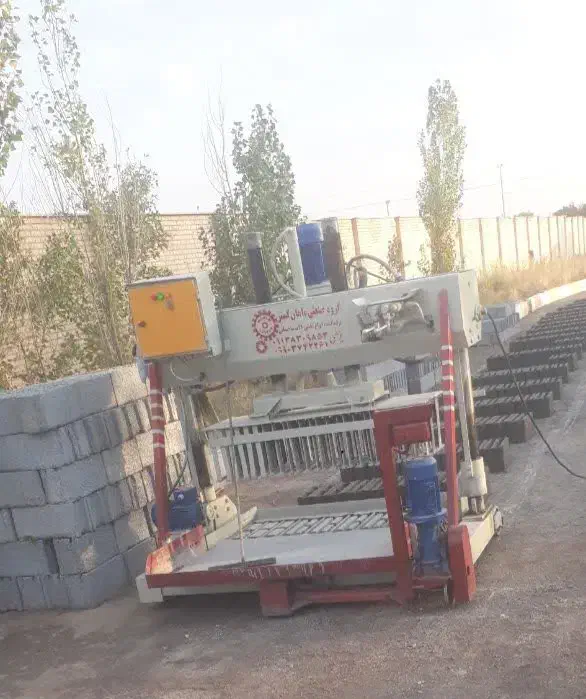 دستگاه بلوک زنی نیمه اتوماتیک|ماشینآلات صنعتی|فرمهین, |دیوار