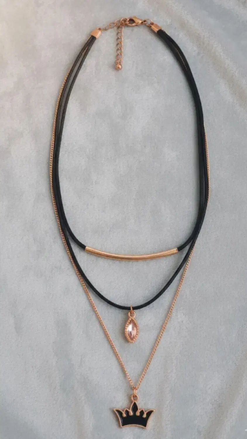 گردنبند سهردیفه فانتزی با آویز چشم و تاج|بدلیجات|سبزوار, فقیه سبزواری|دیوار