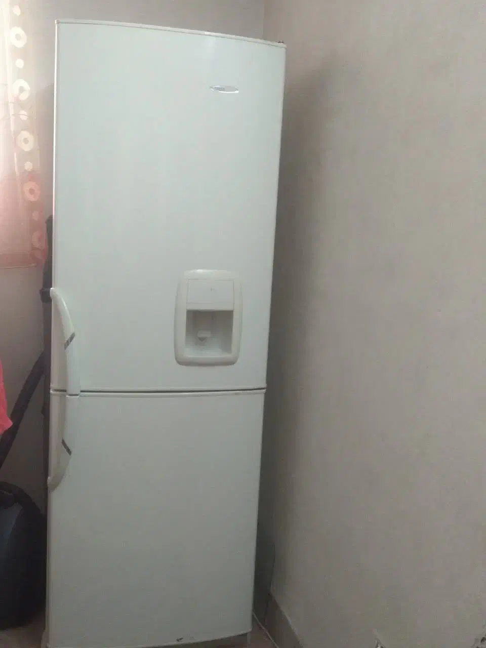 یخچال|یخچال و فریزر|قم, شاه سید علی|دیوار