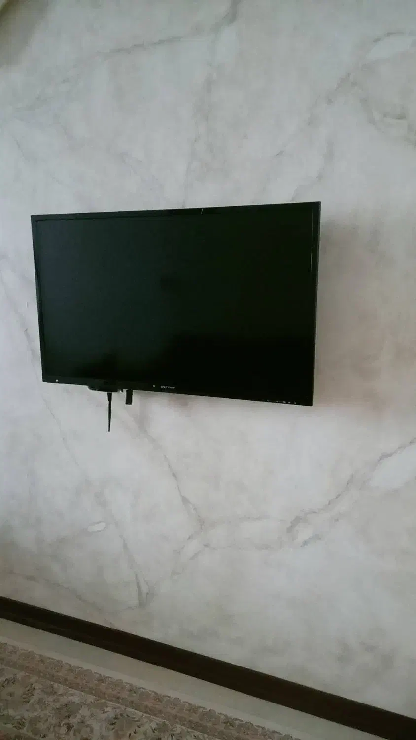 بدون تعمیر وکاملا سالم کم کارکرد|تلویزیون و پروژکتور|خرمدره, |دیوار