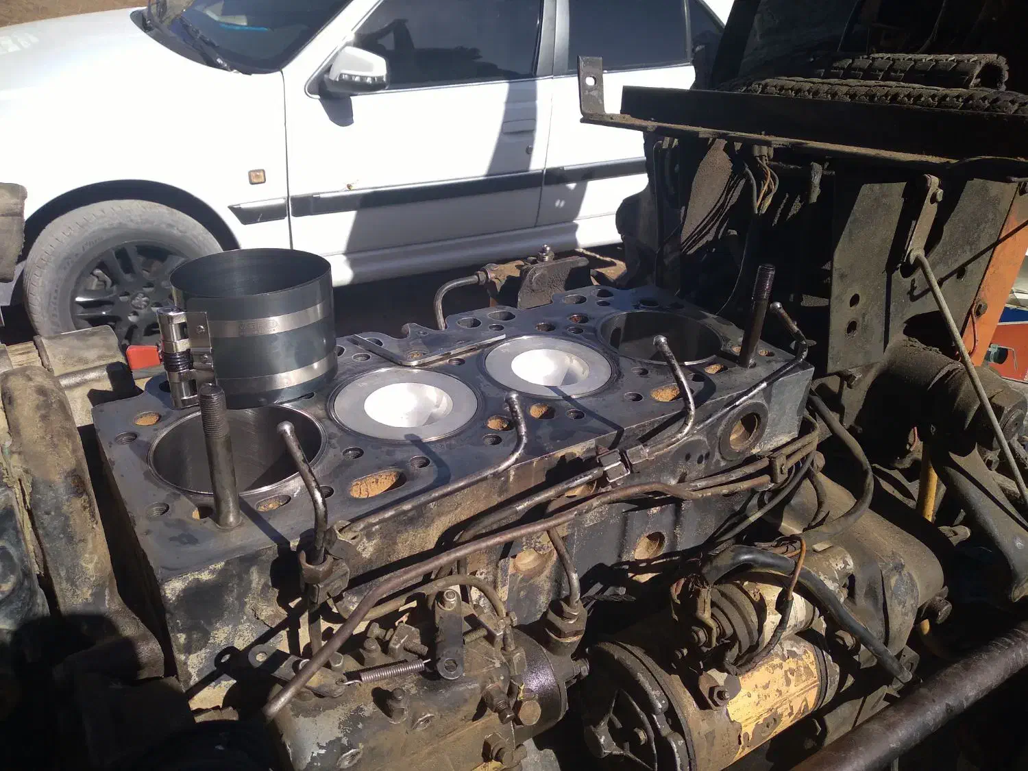 تعمیرات تراکتور ۲۸۵ سیار.|خدمات موتور و ماشین|نورآباد, |دیوار