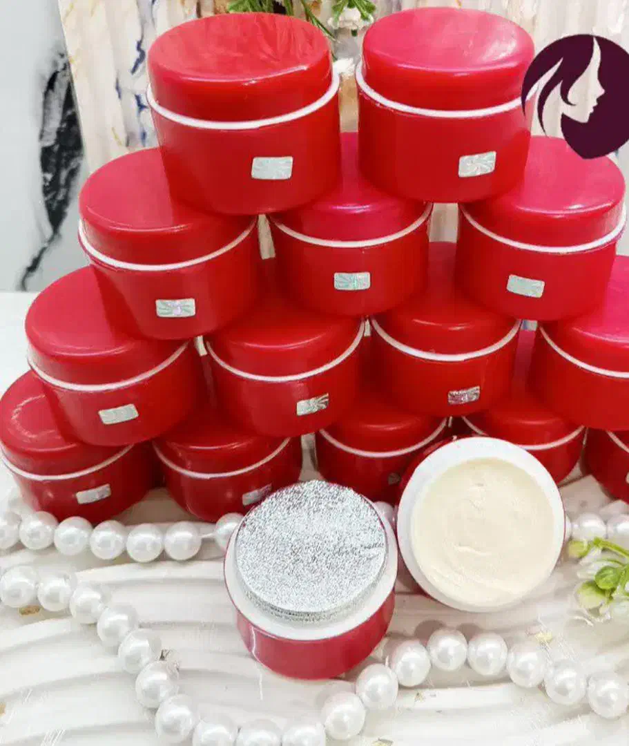 کرم سفید کننده صورت و بدن|آرایشی، بهداشتی، درمانی|شیراز, شهرک مدرس|دیوار