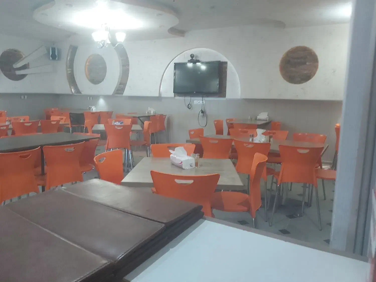 تکمیل پرسنل آشپز خانه خانم|استخدام خدمات فروشگاه و رستوران|شوشتر, |دیوار