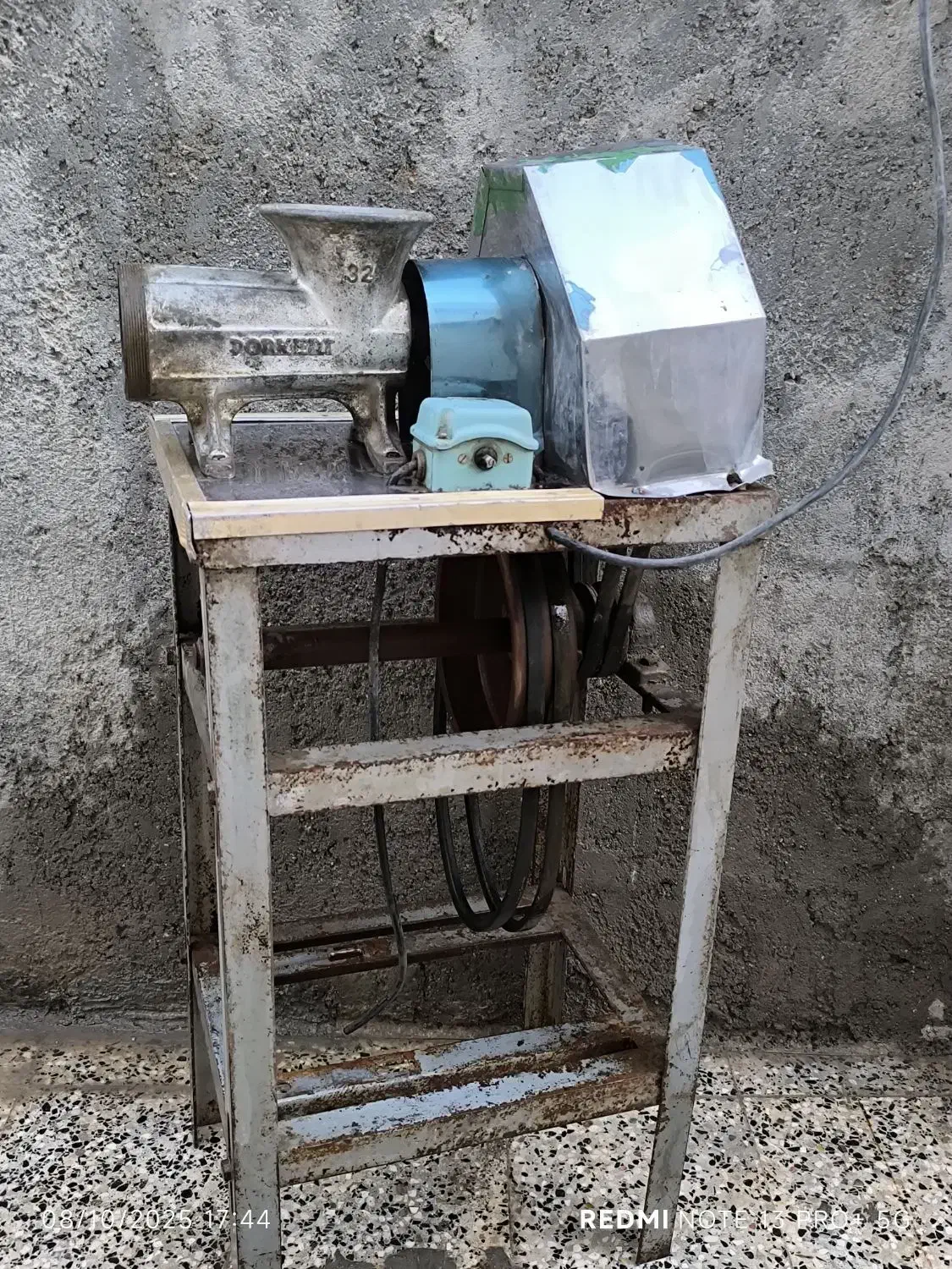 چرخ گوشت|خردکن، آسیاب، غذاساز|دهدشت, |دیوار