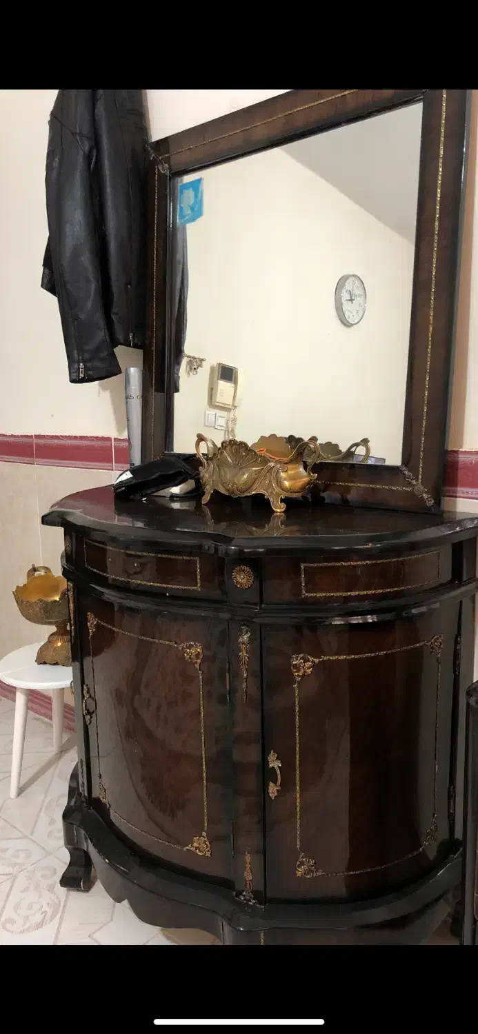 آیینه کنسول چوبی|بوفه، ویترین، کنسول|کرمانشاه, |دیوار