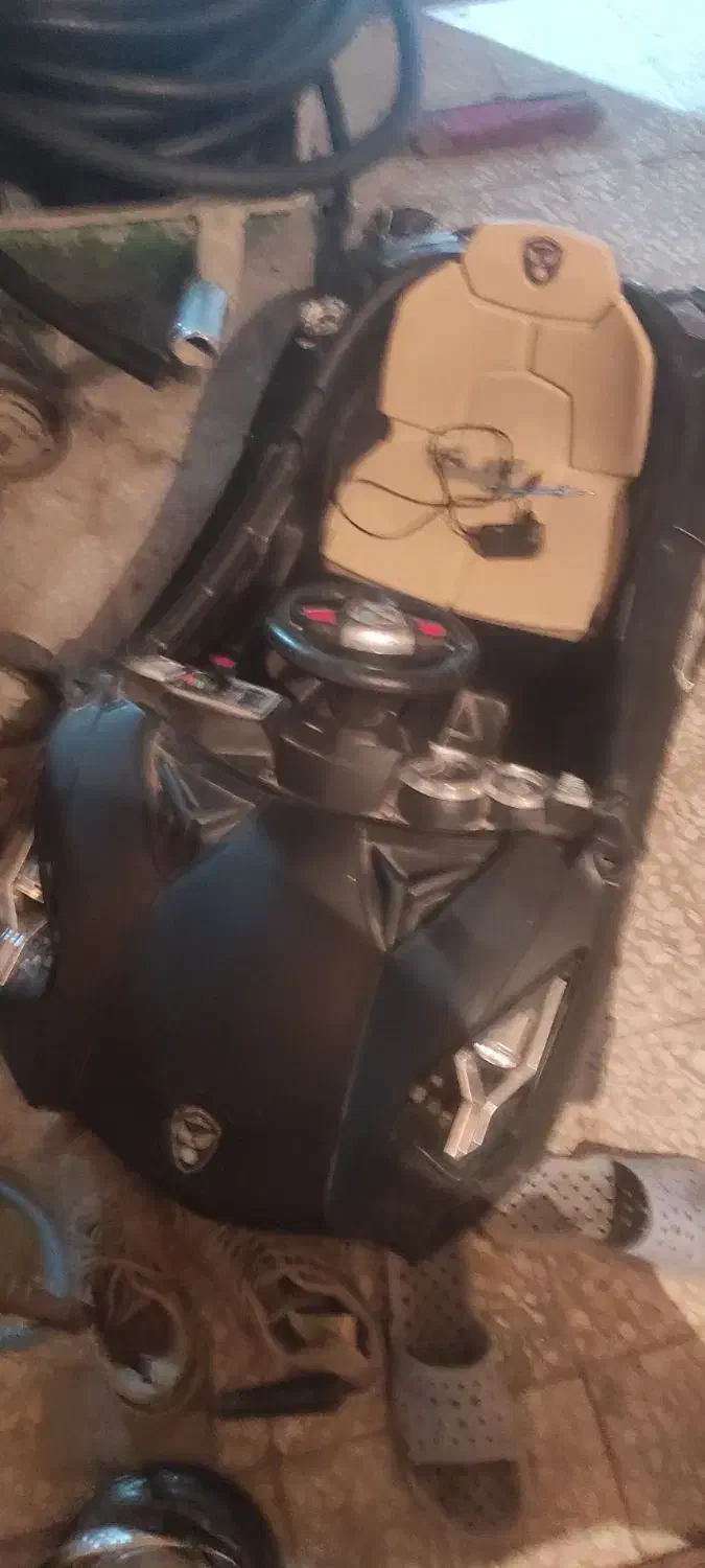 ماشین شارژی سالم|اسباببازی|کرمانشاه, |دیوار