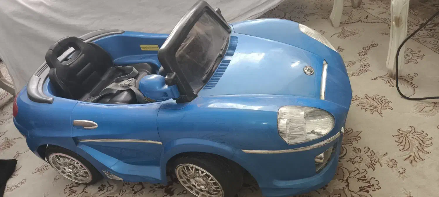 ماشین شارژی|اسباب‌بازی بچه|قم, انسجام|دیوار