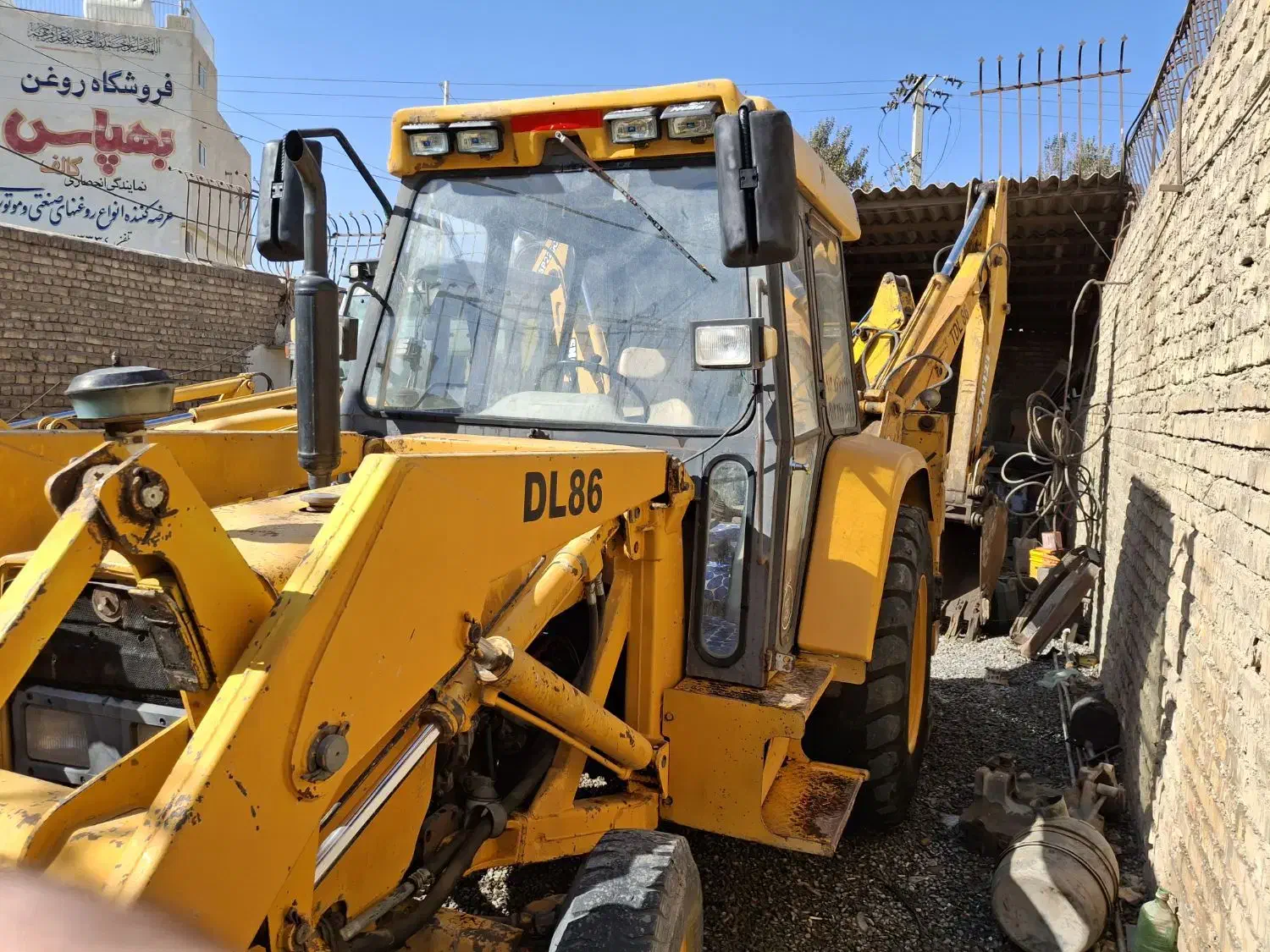 بیل بکهو TDL86|خودرو سنگین|ابریشم, |دیوار