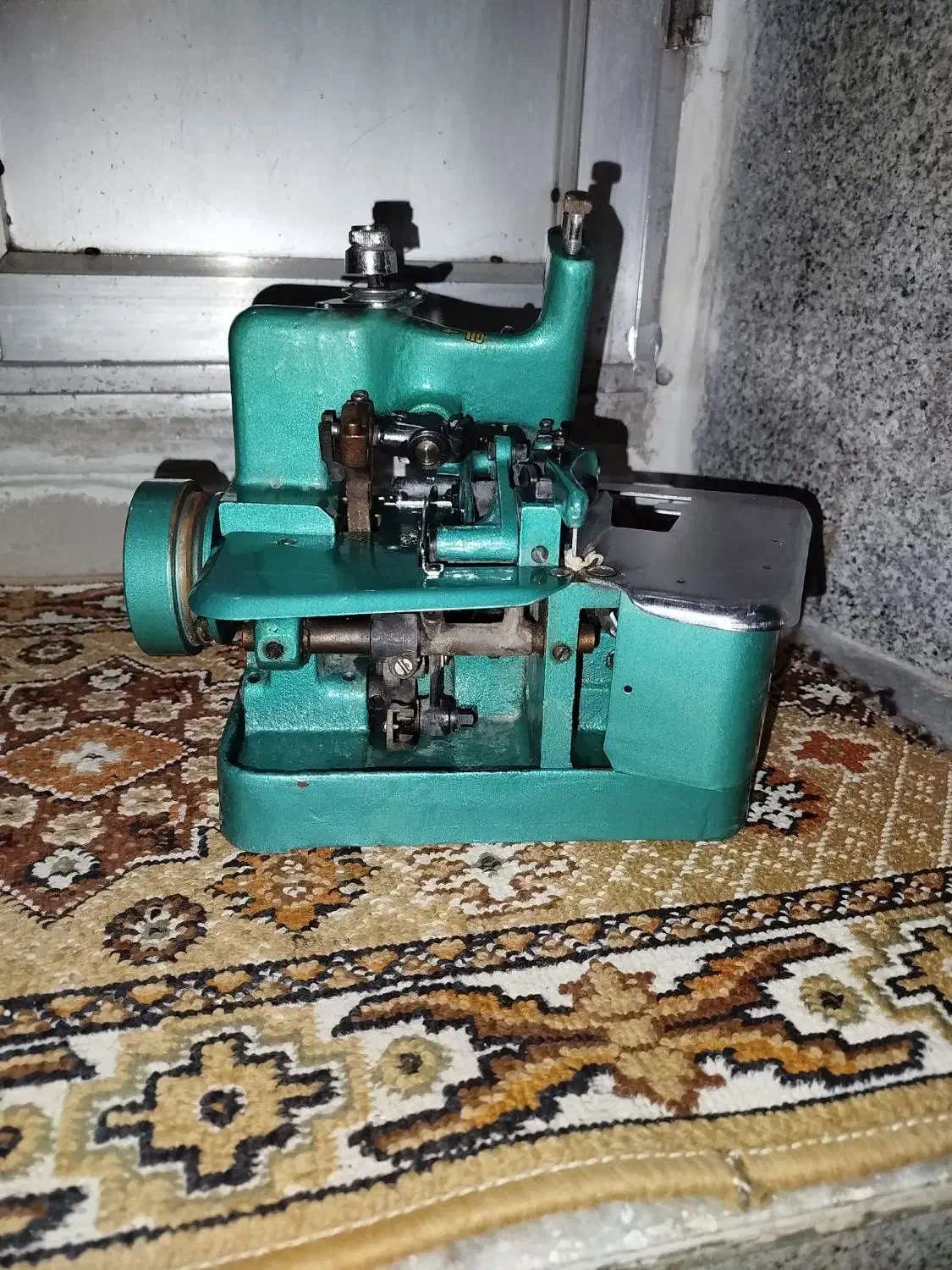 چرخ زیگزال اصل اصل ژاپن|چرخ خیاطی و ریسندگی|تبریز, |دیوار