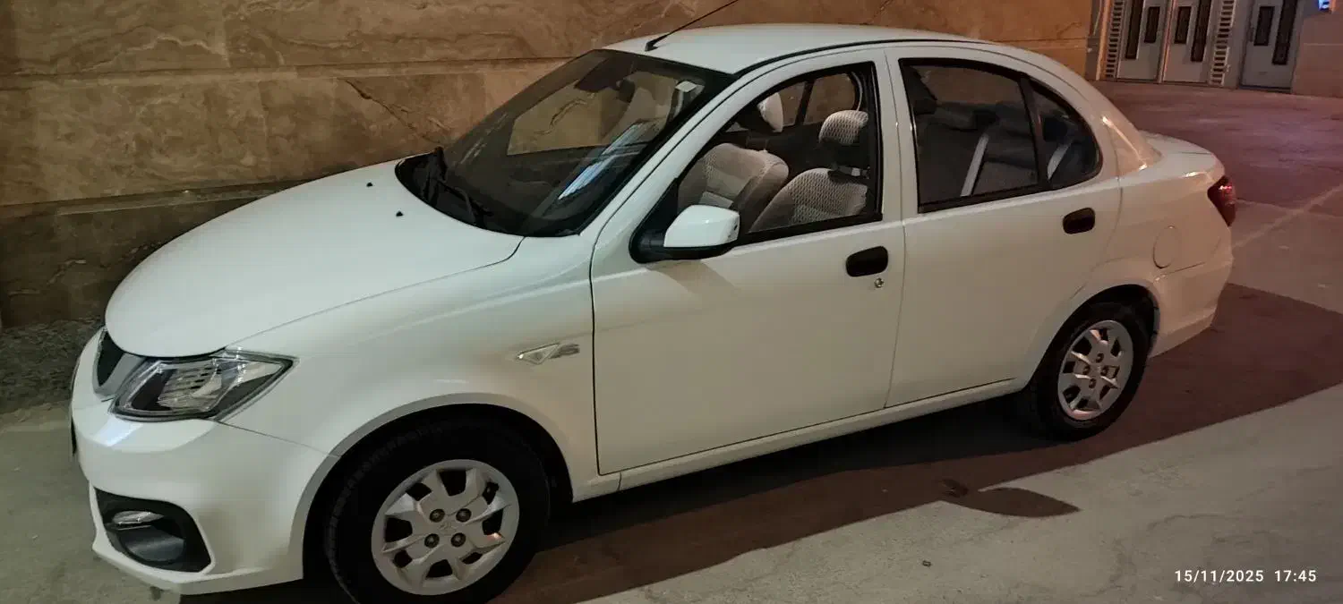 ساینا s|خودرو سواری و وانت|خمینیشهر, |دیوار