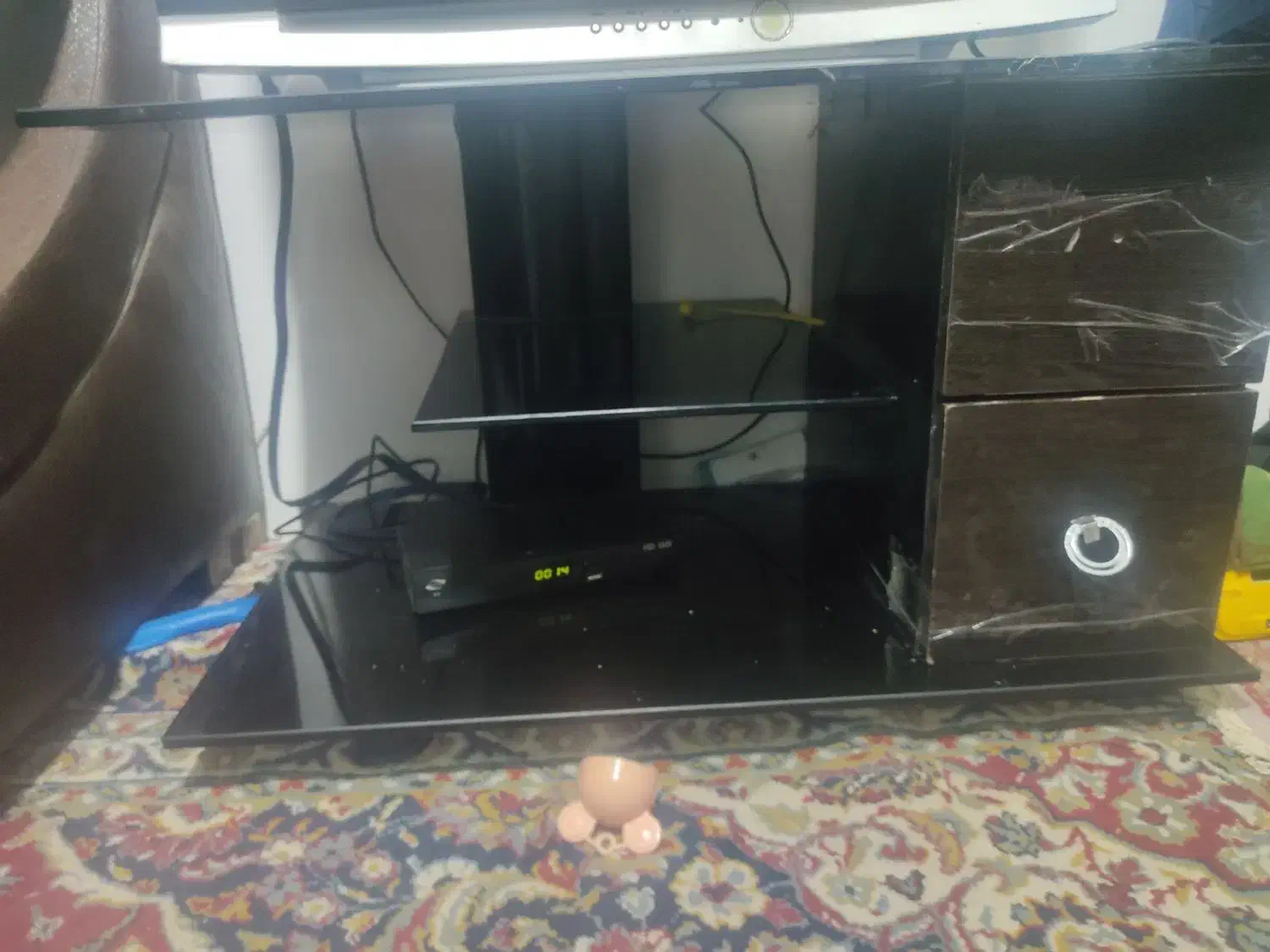 تلویزیون با میز|تلویزیون و پروژکتور|بیرجند, |دیوار