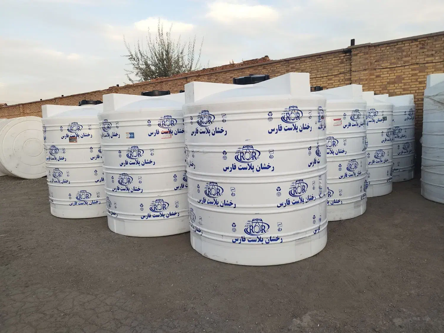 تانکر5000سه لایه ضدجلبک/مخزن آب شرب در(تبریز)|مصالح و تجهیزات ساختمان|اردبیل, |دیوار