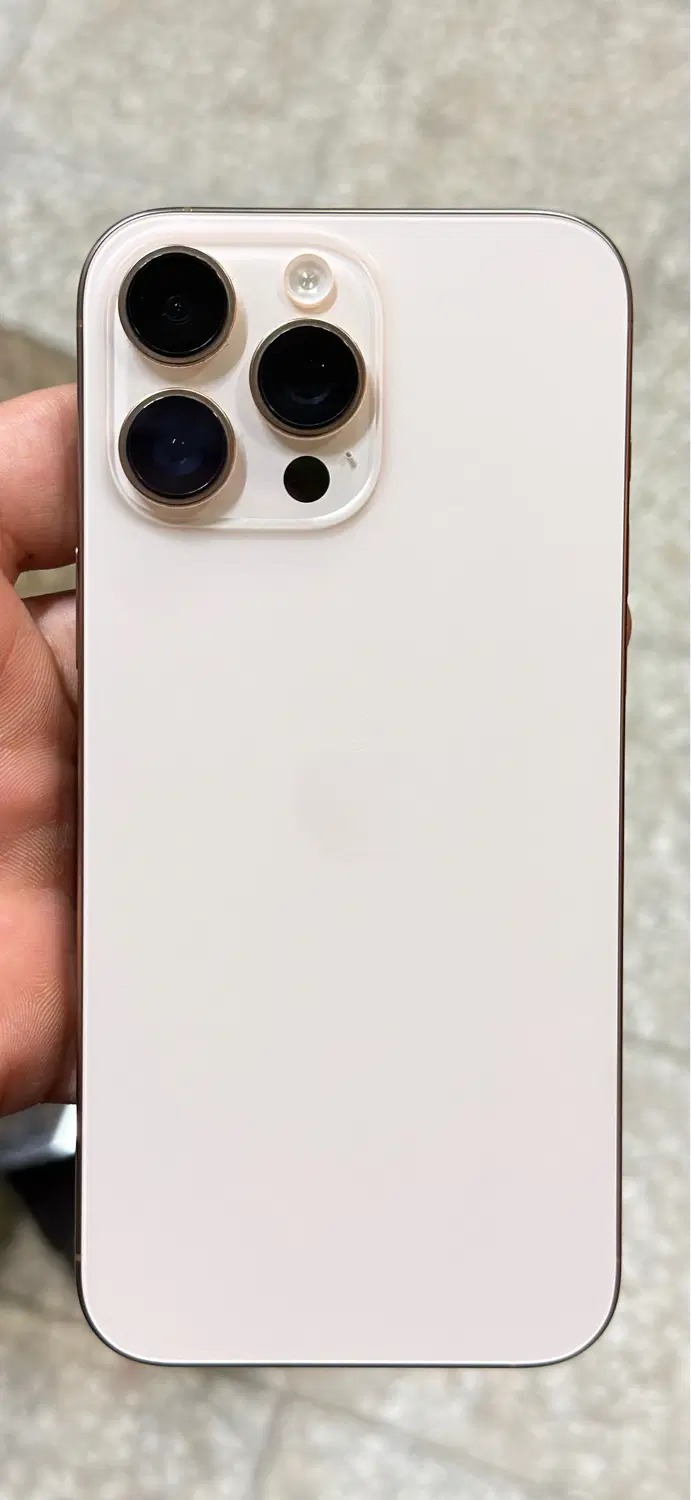 iPhone 16promax|موبایل|کاشان, پا نخل|دیوار