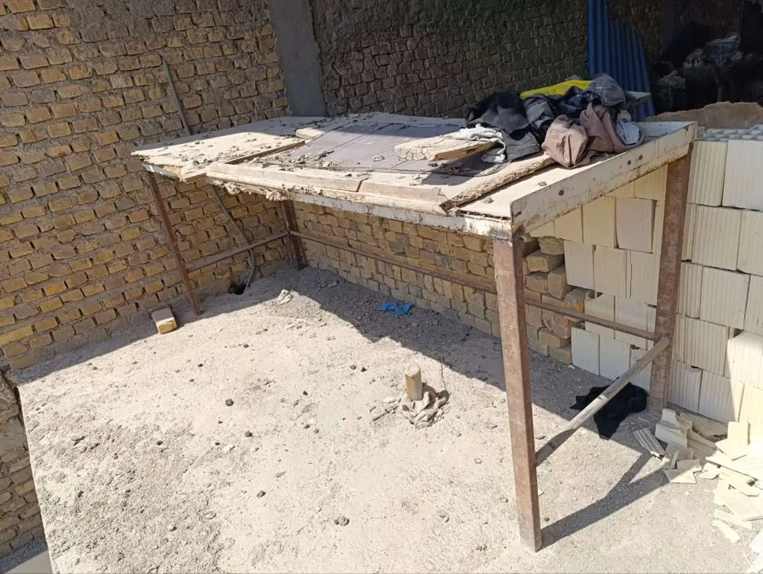 باسکول 500 کیلویی-کپسول اکسیژن و میزکار فلزی|ابزارآلات|اردکان, |دیوار