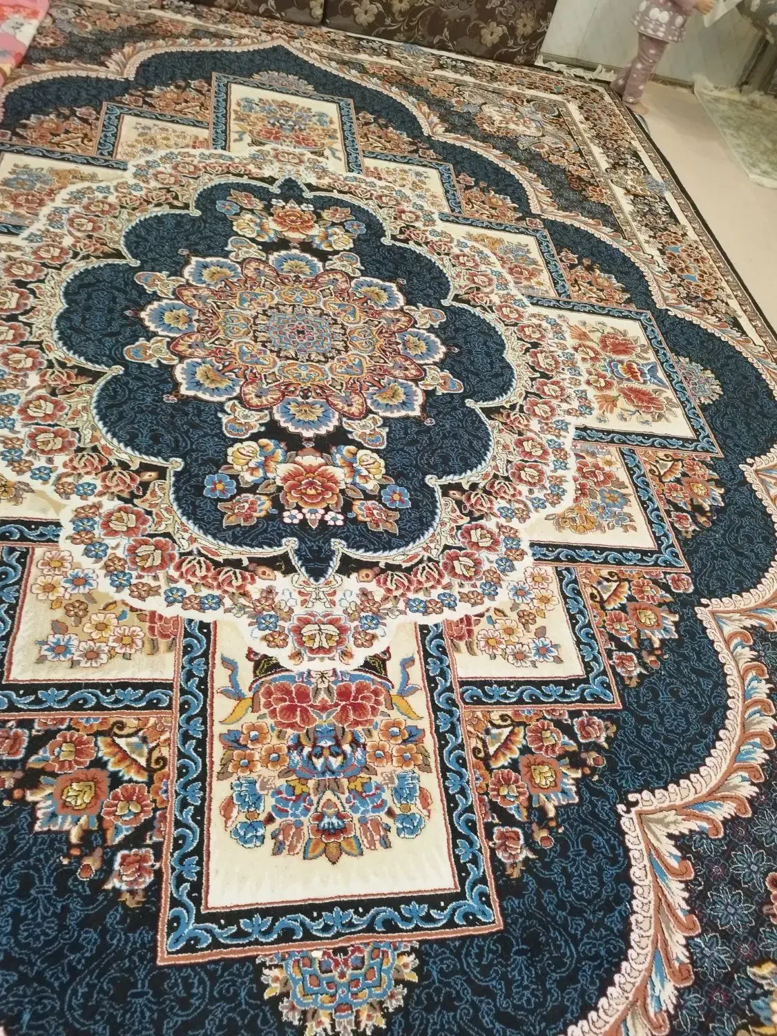 فرش ۱۲ متری و فرش ۶ متری|فرش|گرگان, |دیوار