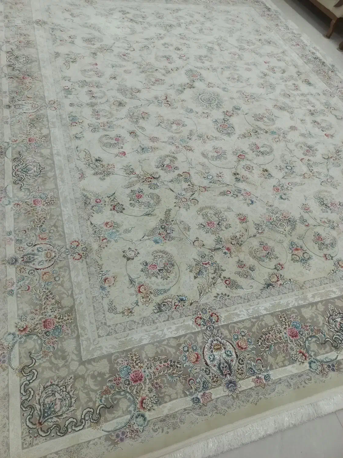 فروش قالی ۱۲ متری در حد نو|فرش|شاهینشهر, طالقانی|دیوار