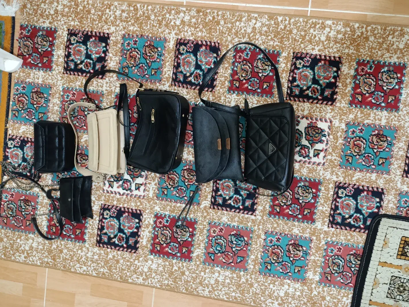 کیف|کیف، کفش، کمربند|آستارا, |دیوار