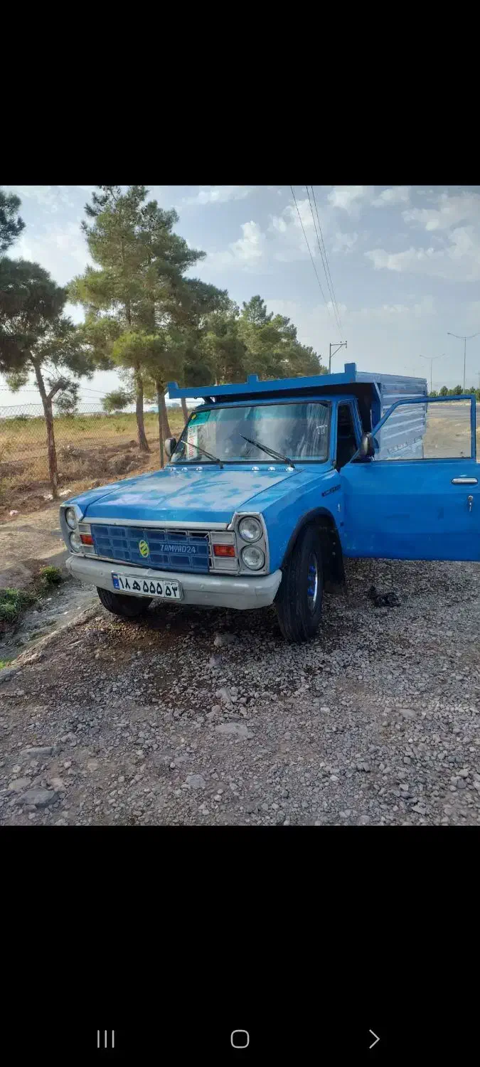 نیسان مدل ۸۳ صیح وسالم|خودرو سواری و وانت|بروجرد, |دیوار