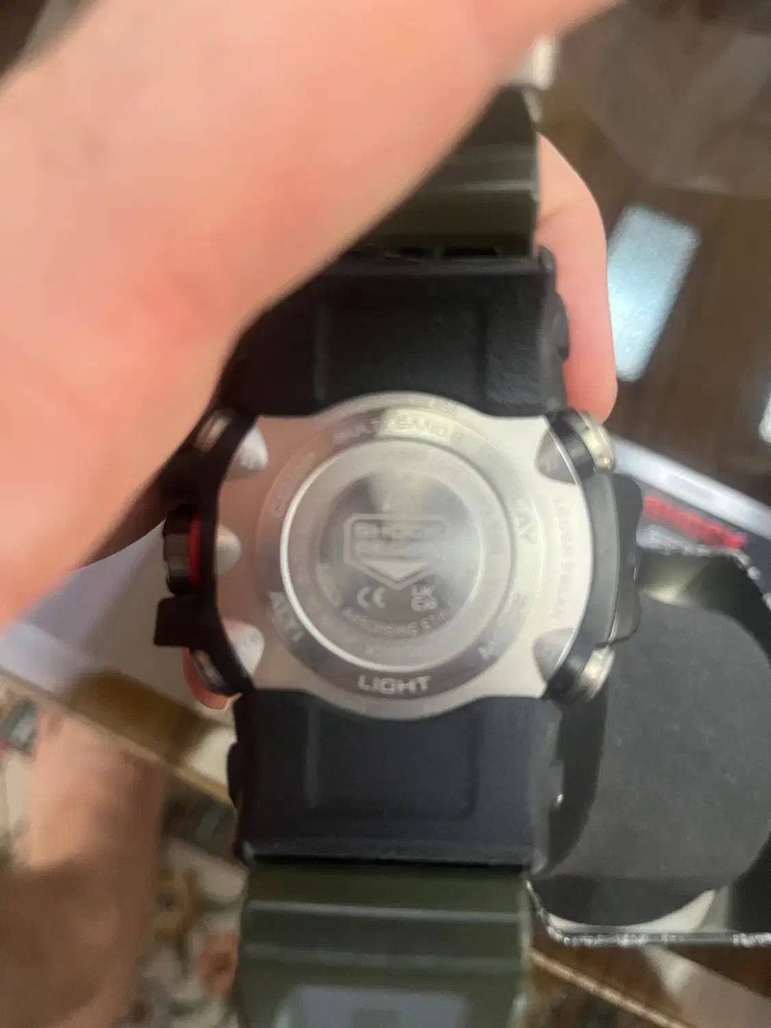 ساعت چی شاک|ساعت|تبریز, |دیوار