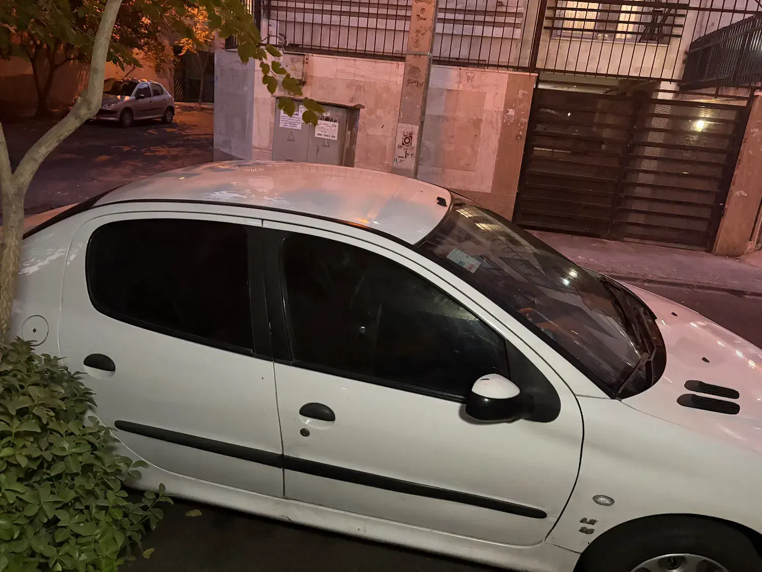 فروش 206 اس دی مدل ۹۰ v8|خودرو سواری و وانت|تهران, بلوار کشاورز|دیوار