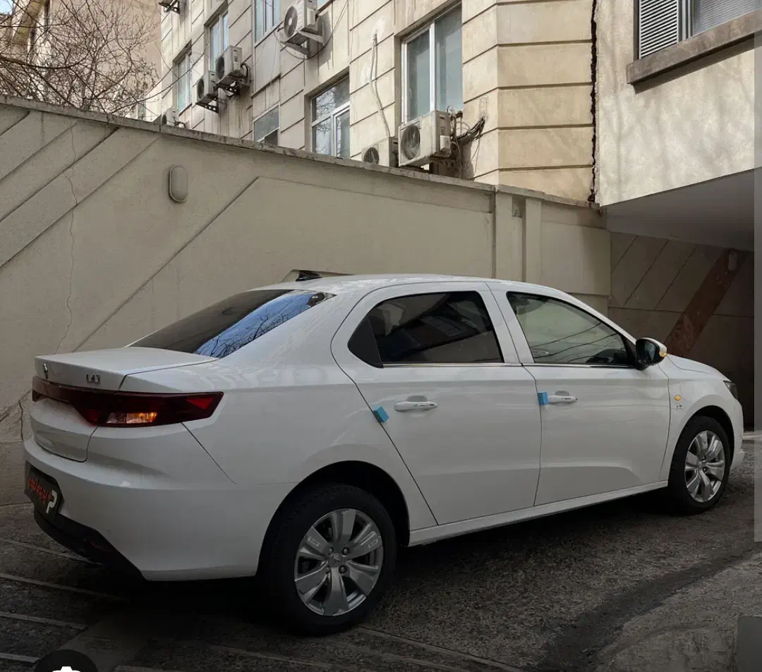 تارا اتومات v4 صفر خشک سفید|خودرو سواری و وانت|ملایر, |دیوار