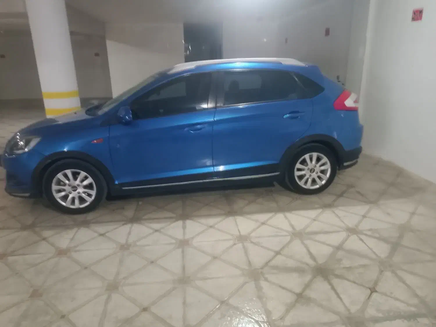 ام وی ام315 اکسلنت بدون رنگ|خودرو سواری و وانت|فولادشهر, C7|دیوار