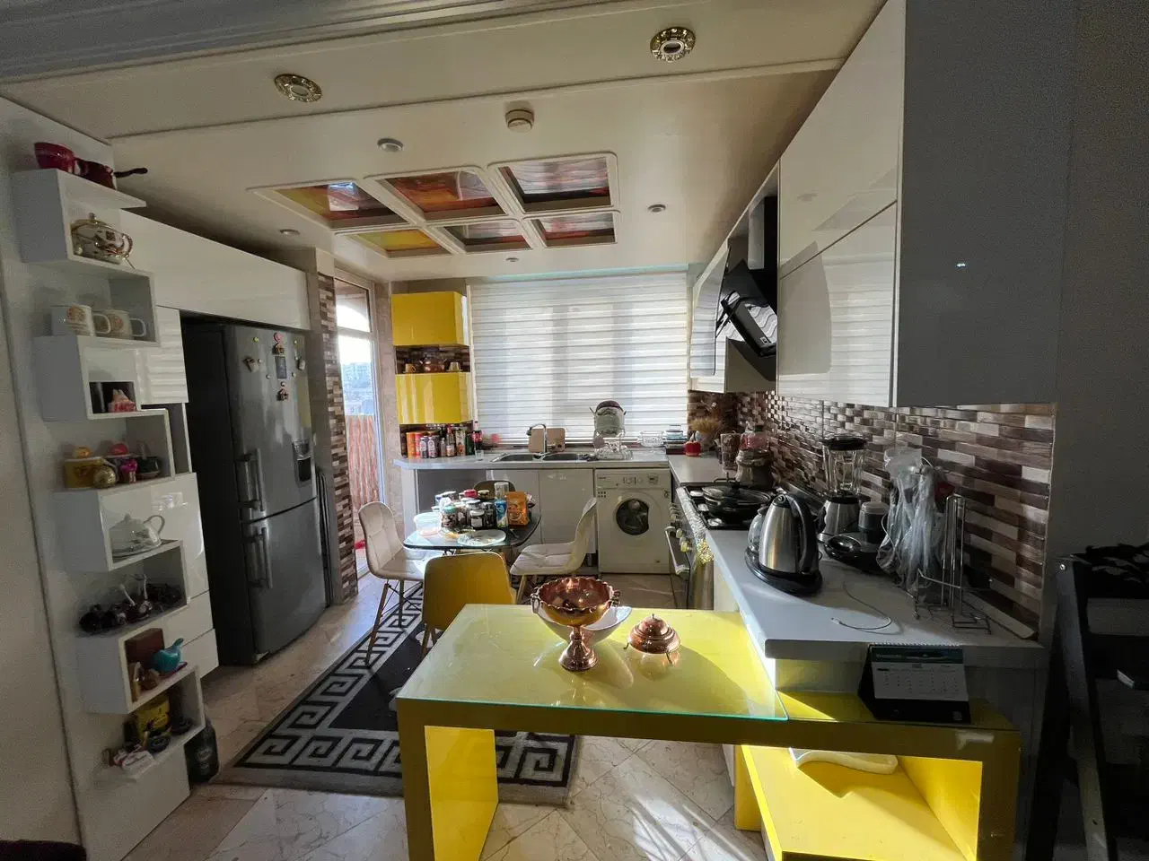 آپارتمان ۸۲ متری / ویودار/ ۷ ساله / بهار شمالی