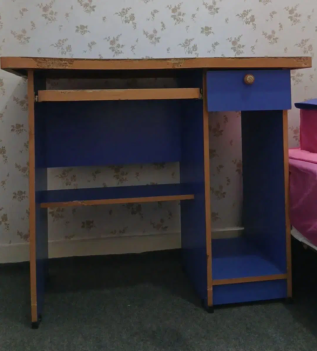 میز تحریر|میز تحریر و کامپیوتر|تهران, قیام|دیوار