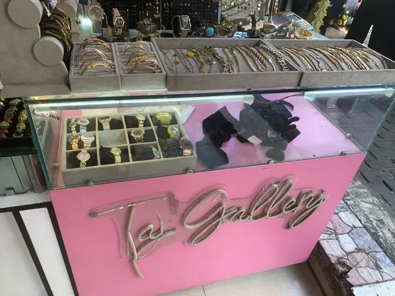 چند عدد پیشخون ام دی اف|فروشگاه و مغازه|تهران, خانی آباد نو شمالی|دیوار