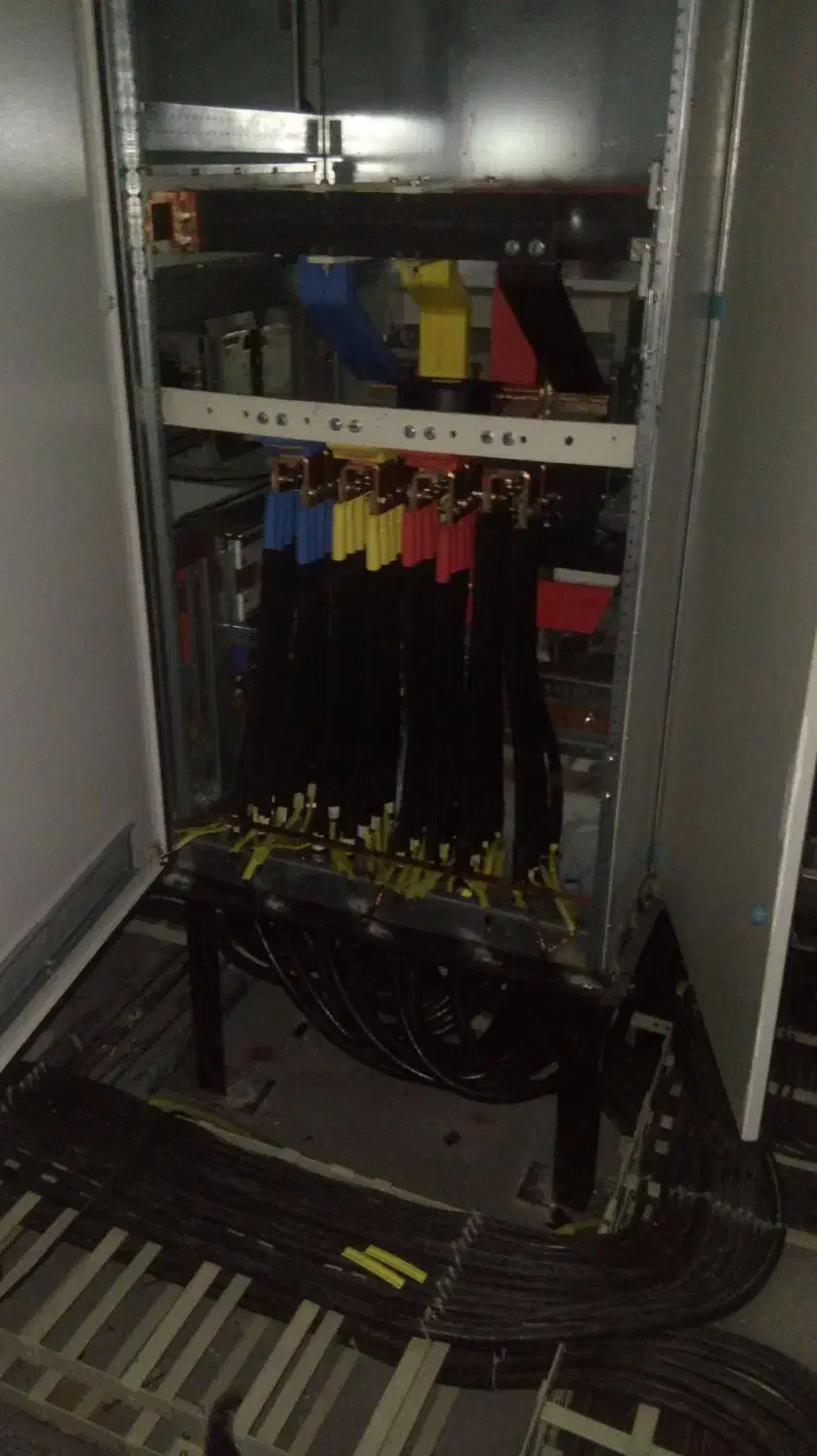 خدمات برق صنعتی|خدمات پیشه و مهارت|مهریز, |دیوار