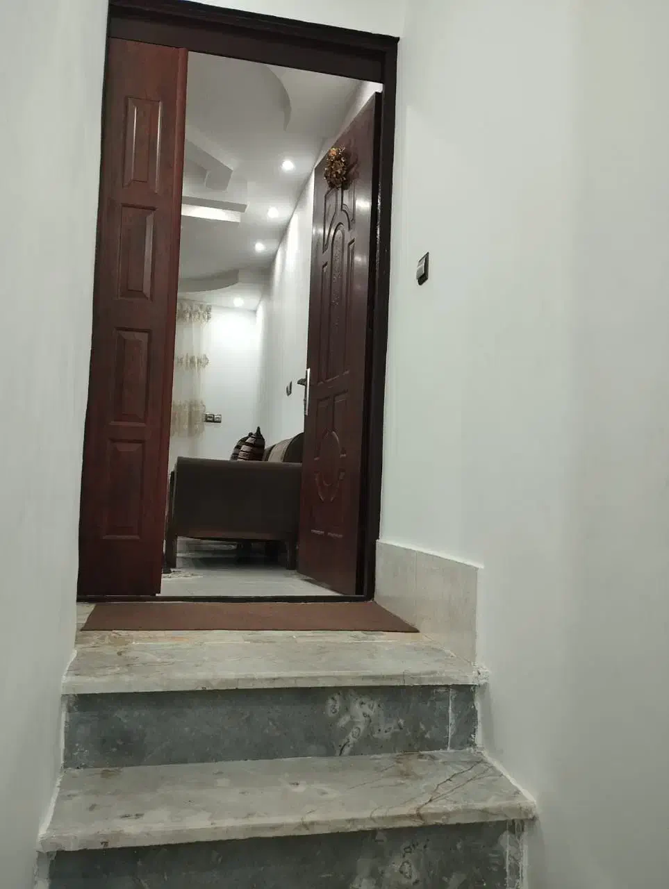 اجاره روزانه خانه هفتگی ماهانه|اجارهٔ کوتاه‌مدت آپارتمان و سوئیت|رشت, جماران|دیوار