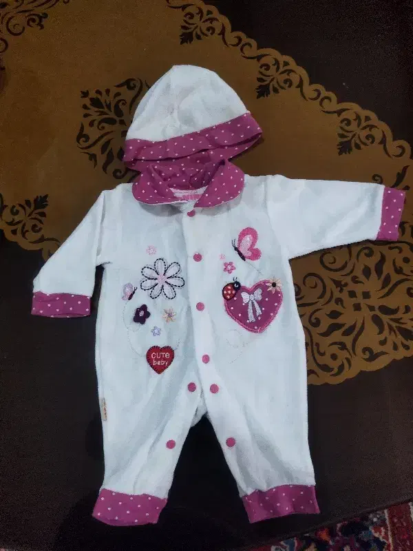 لباس یلدایی کودک 5 الی 9ماهه|کفش و لباس بچه|مرند, |دیوار