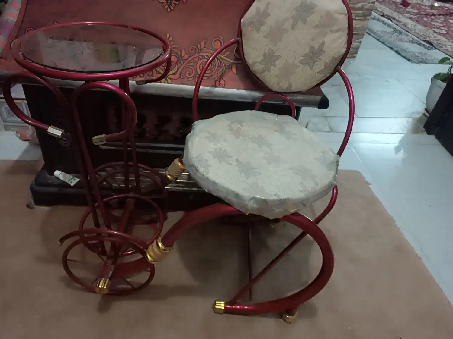 میز تلفن نو|میز تلفن|شیراز, شیخ علی چوپان|دیوار