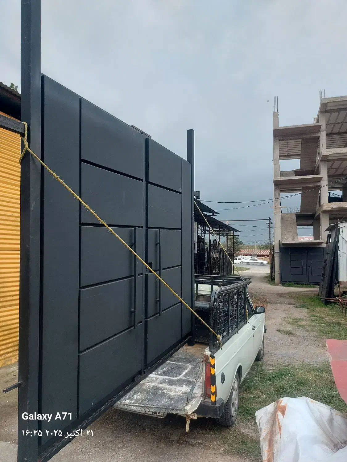 درب اهنی دروازه حیاط مدرن کیت کت|مصالح و تجهیزات ساختمان|طاهرگوراب, |دیوار