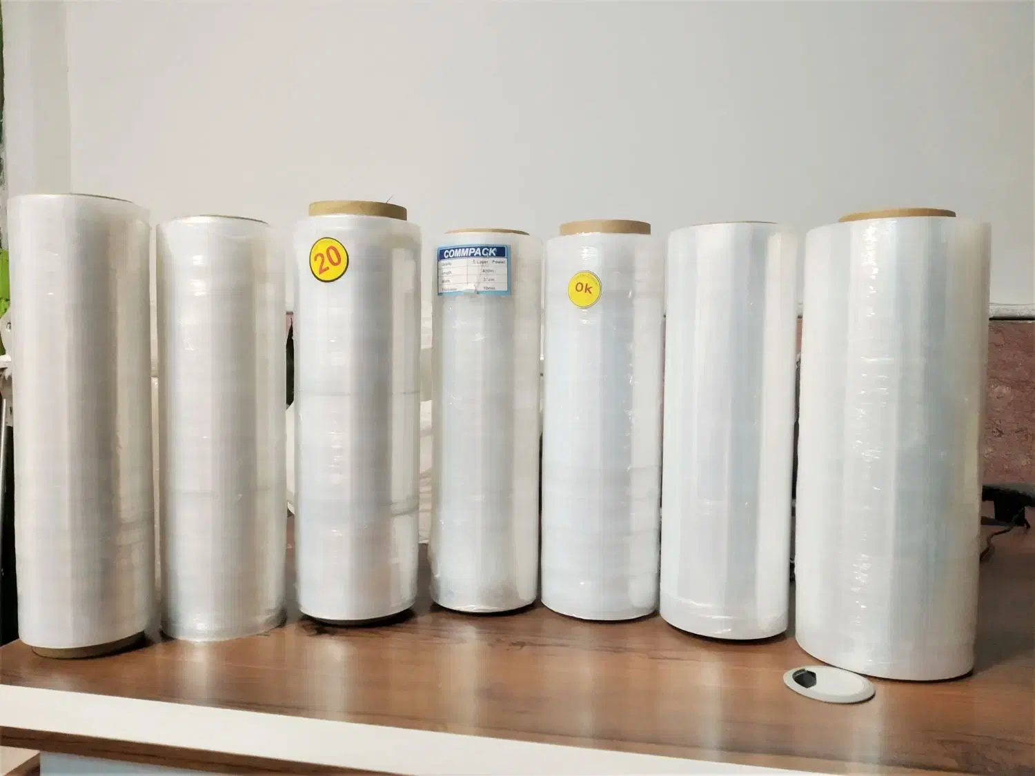 کارتن اسباب کشی پلاستیک حبابدار سلفون چسب فوم|عمده‌فروشی|مشهد, وکیل‌آباد|دیوار