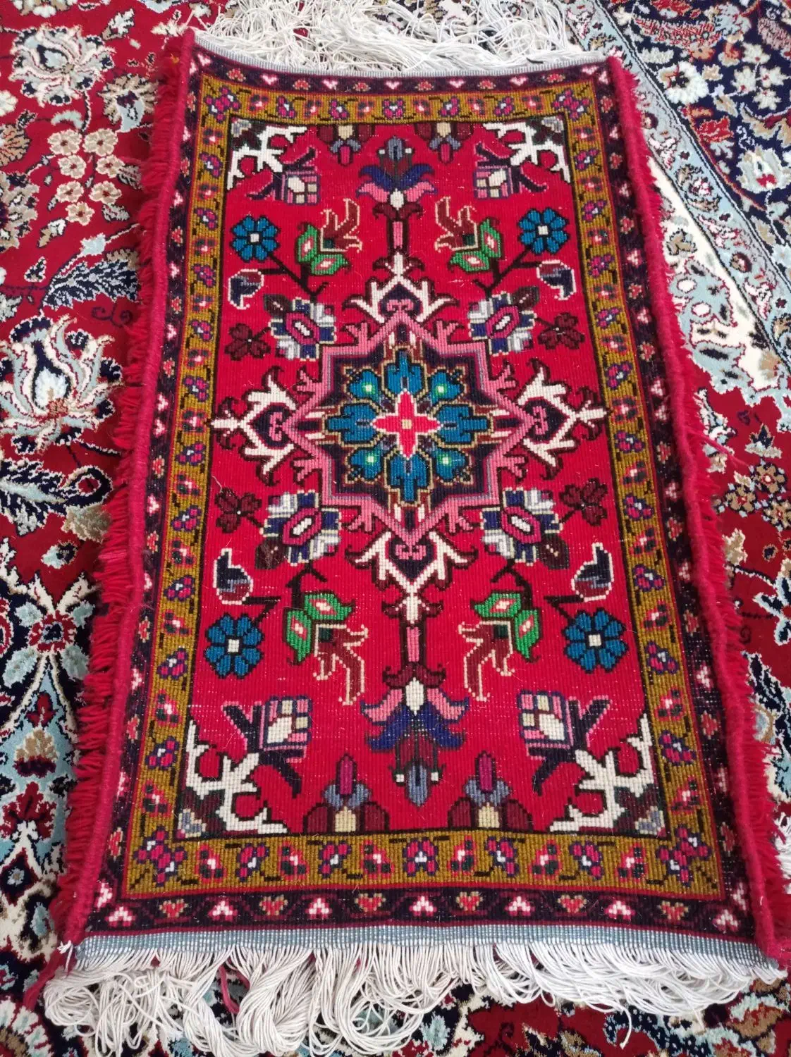 یک عددپادری|پادری|تبریز, |دیوار