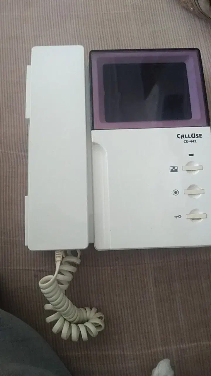 آیفون تصویری.         آکواریم|صوتی و تصویری|شاهین‌شهر, اقبال لاهوری|دیوار