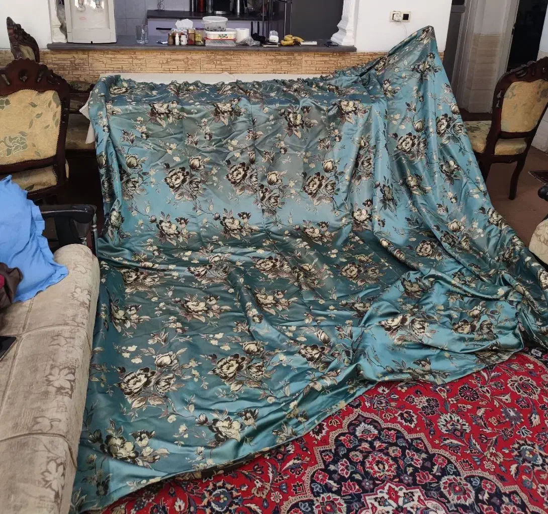 پرده 3*3 بسیار تمیز|پرده، رانر، رومیزی|شیراز, کوشک میدان|دیوار