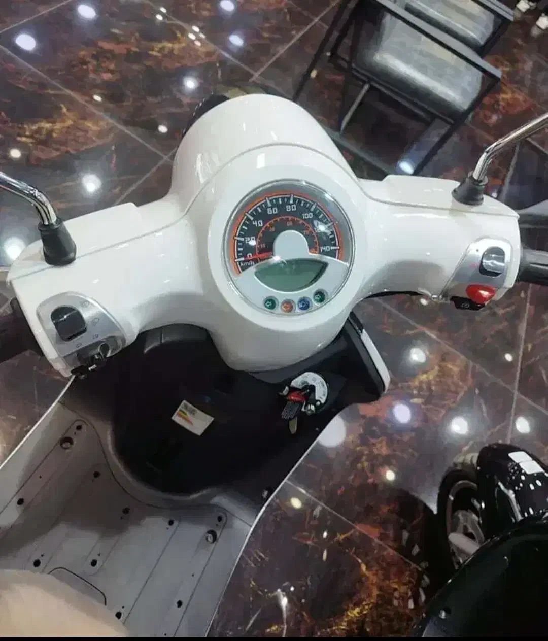 موتور سیکلت اتوماتیک دایچی ۱۵۰|موتورسیکلت|هشتگرد, شهرک ولیعصر (مصلی)|دیوار