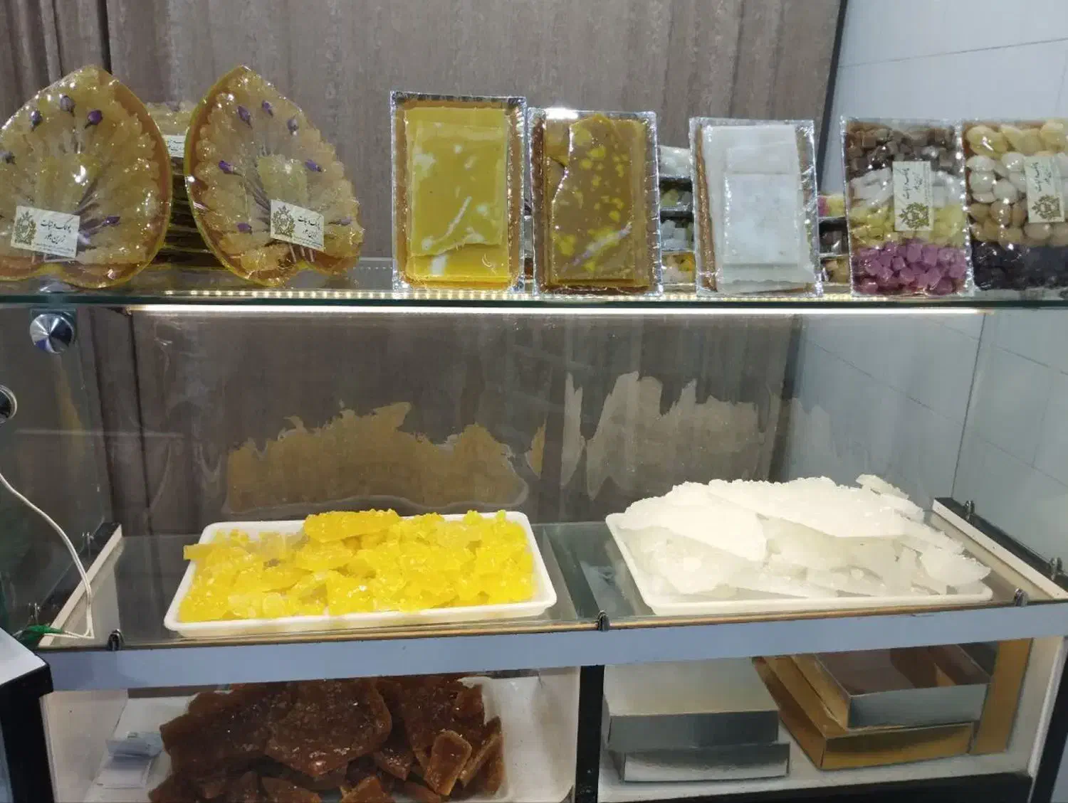 ویترین مغازه|فروشگاه و مغازه|فرخشهر, |دیوار