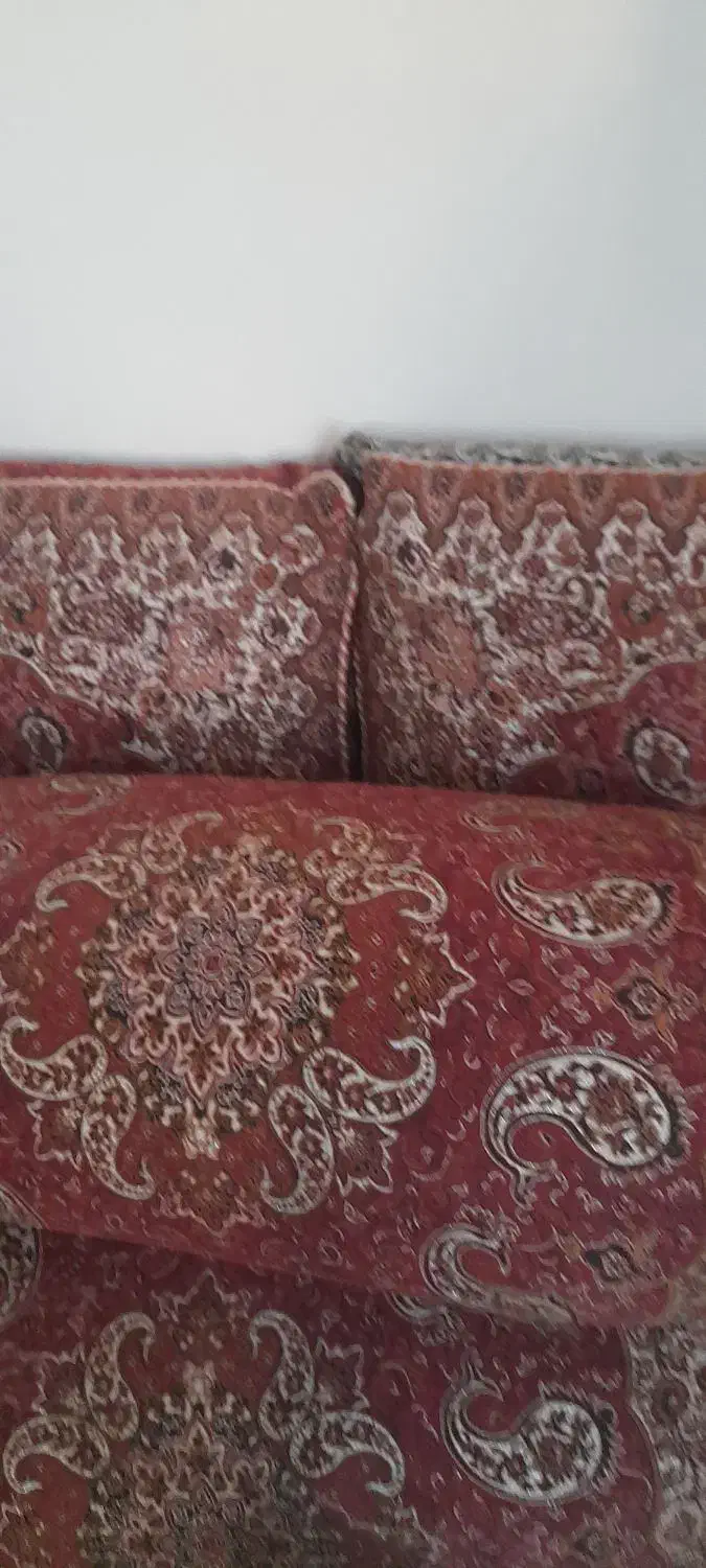 ی جفت پشتی وجفت بالش سنتی|رختخواب، بالش، پتو|کرمان, |دیوار