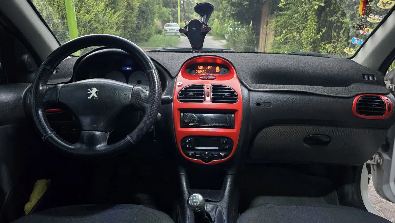 206 SD V8|خودرو سواری و وانت|فولادشهر, B7|دیوار