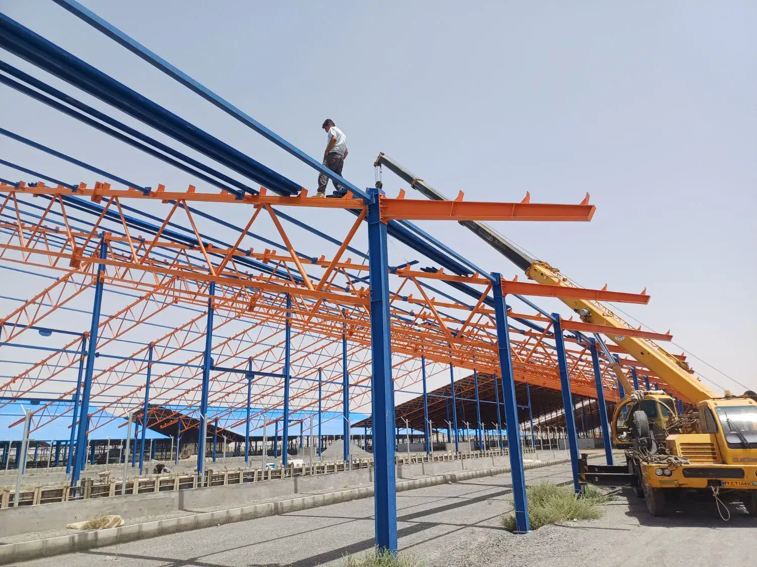 نصب سوله.پوشش.رابیز.ساخت سوله.سوله دست دوم|خدمات پیشه و مهارت|اراک, |دیوار