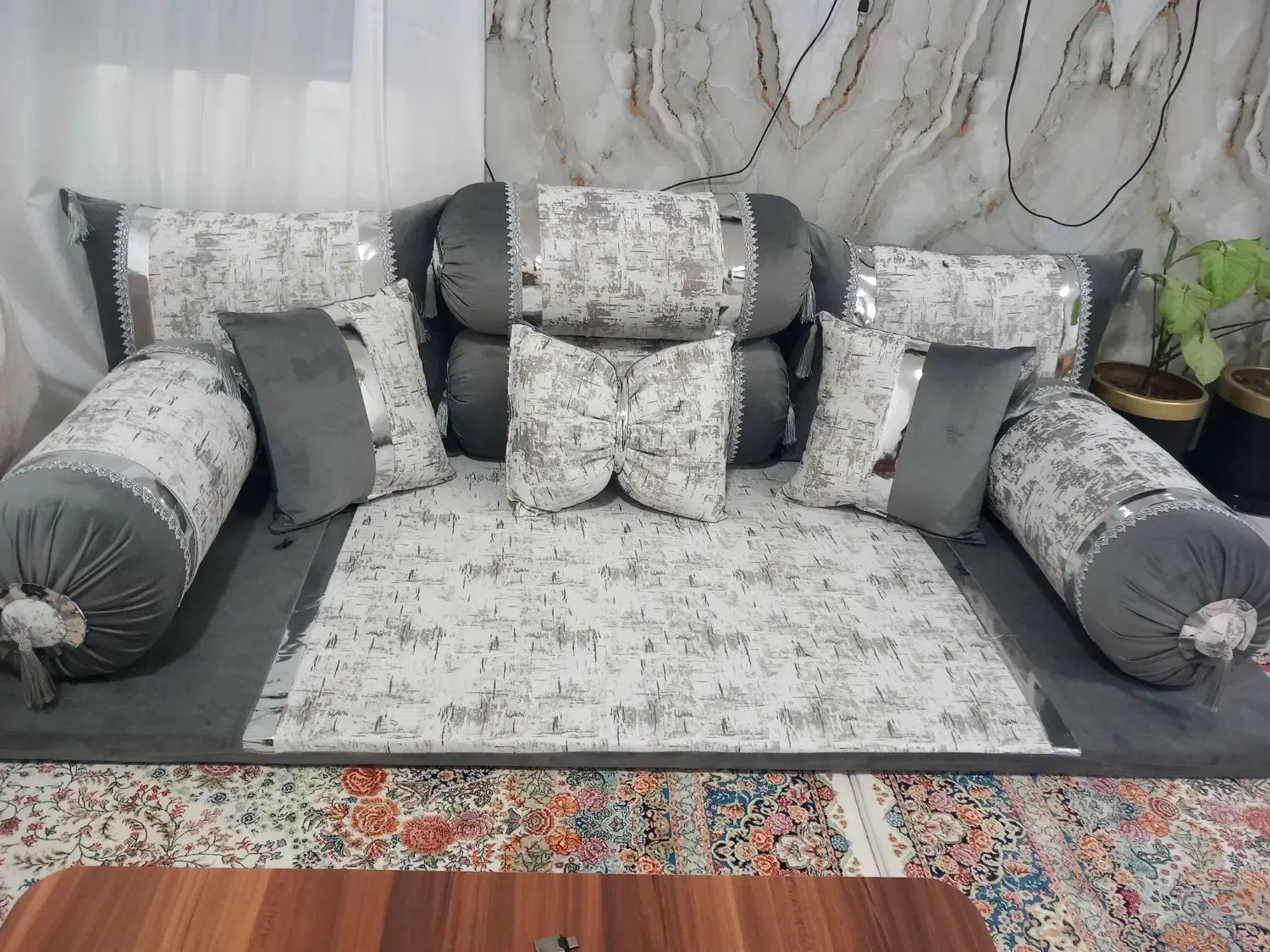 دوخت شاهنشین|پشتی|نجف‌آباد, یزدانشهر|دیوار