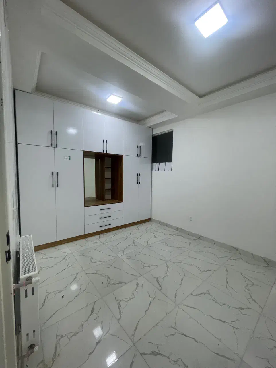 ۹۳متر/۲خواب/بینخیام و شهدا/|فروش آپارتمان|ایلام, |دیوار