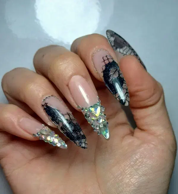 تخفیف یک روزه کاشت ناخن|خدمات آرایشگری و زیبایی|اسلامشهر, شهرک مهدیه|دیوار