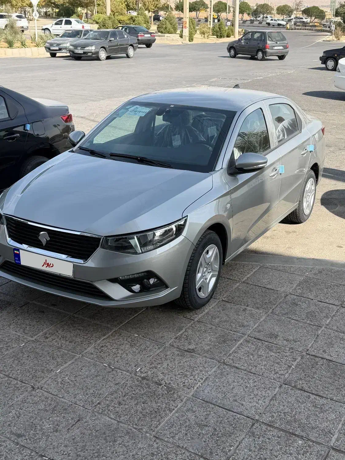 تارا دستی v1 نقره ای تیتانیوم|خودرو سواری و وانت|شیراز, شهرک بزین|دیوار