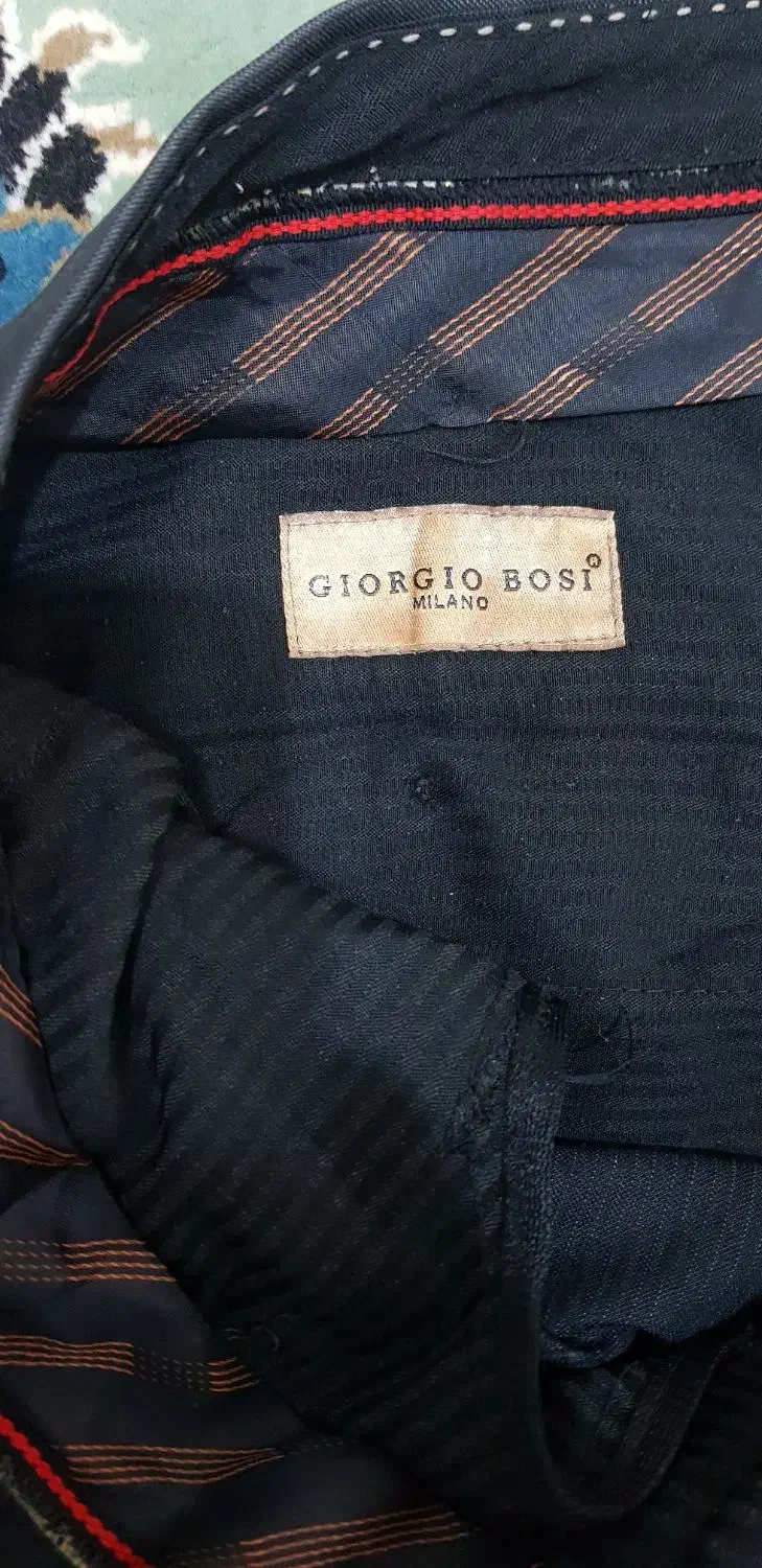 کت و شلوار فرشی|لباس|رودهن, |دیوار