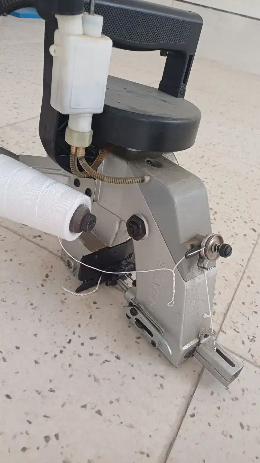 چرخ دوخت گونی|چرخ خیاطی و ریسندگی|سنندج, |دیوار