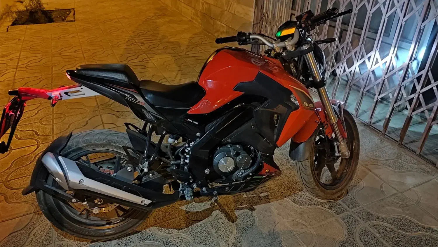 بنلی 180|موتورسیکلت|صالح آباد, |دیوار